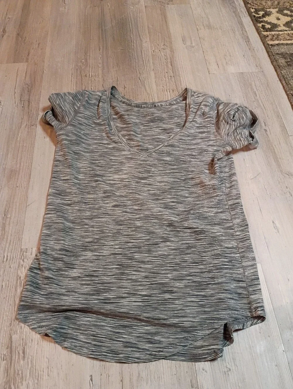 lululemon athletica possibly size